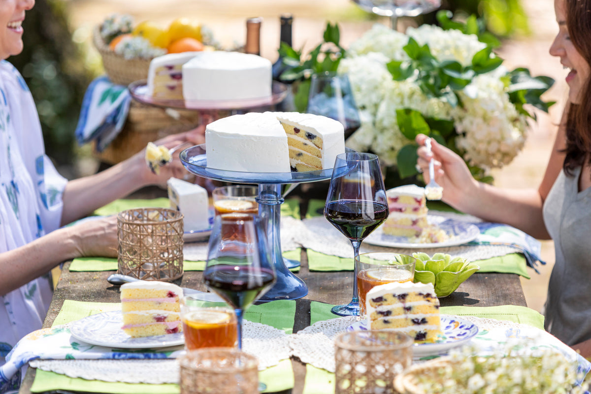5 Ways to Set the Summer Table with Caroline’s Cakes – Caroline's Cakes